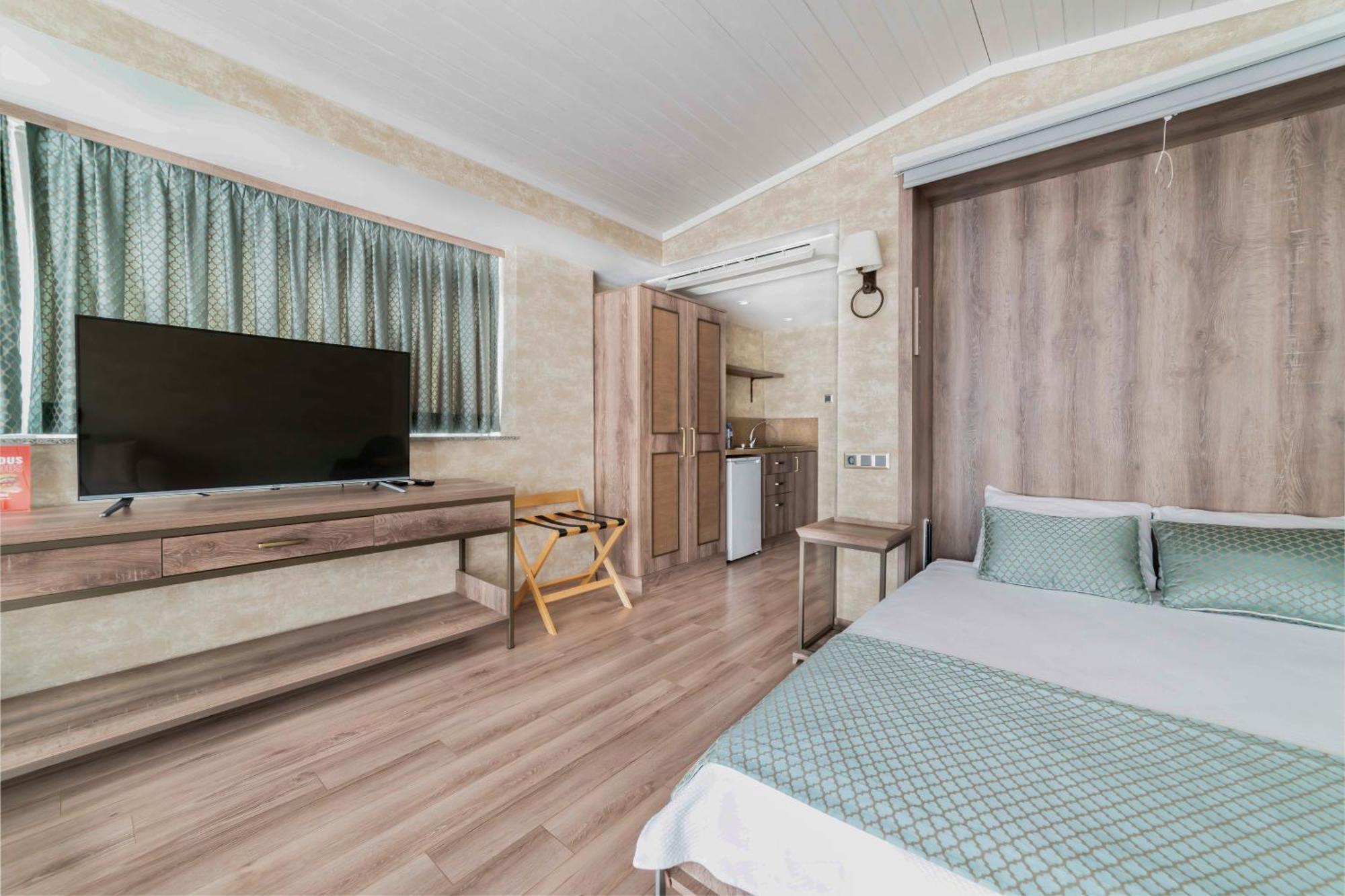 Castle Franco Suites Istanbulská provincie Exteriér fotografie